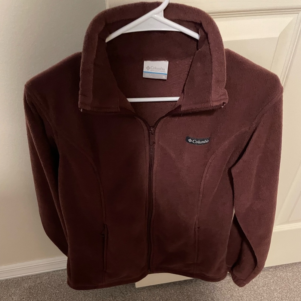 Columbia Fleece Zip Up Jacket Womens Size Medium Plum color with hand Pockets